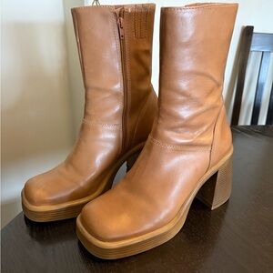 Steve Madden Camel Midcalf Boots
